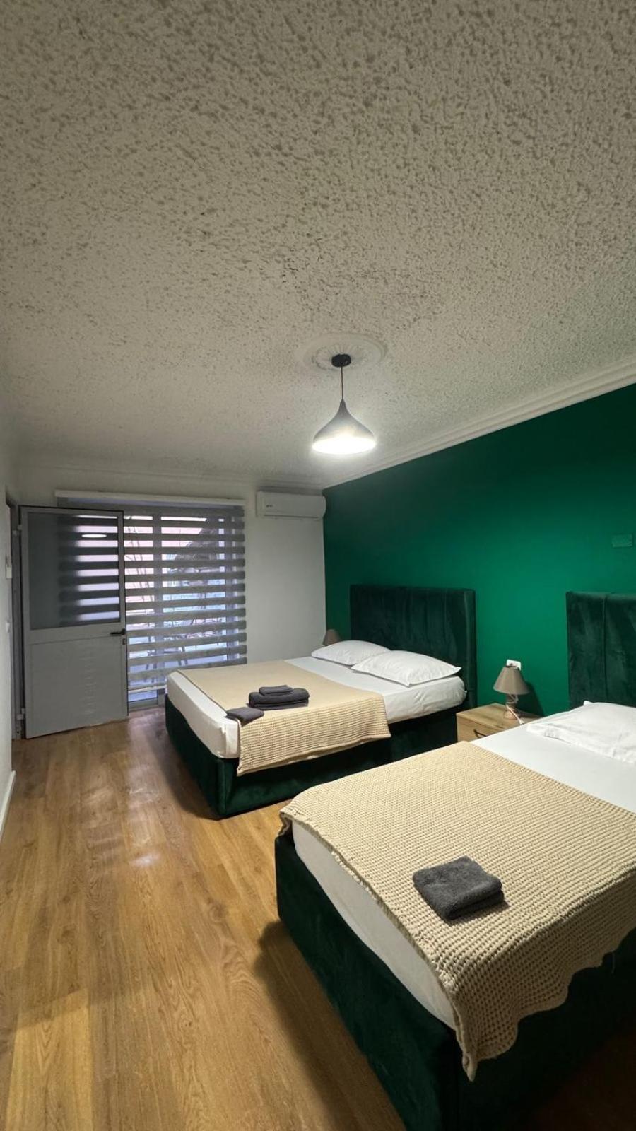 Host Elios Apartamento Tirana